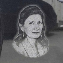 Гравировка портрета на памятник