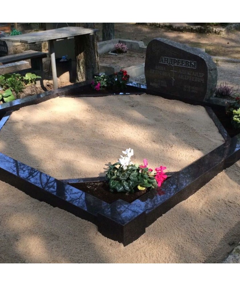 Гранитная ограда - Ограды для могил | Памятники | плитки