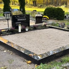 Гранитная оградa - Ограды для могил | Памятники | Надгробные плитки