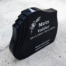 Hauakivid ja hauapiirded Tallinnas | Mahla 64  Männikul - Hauakivi | Hauaplaat | Hauapiire