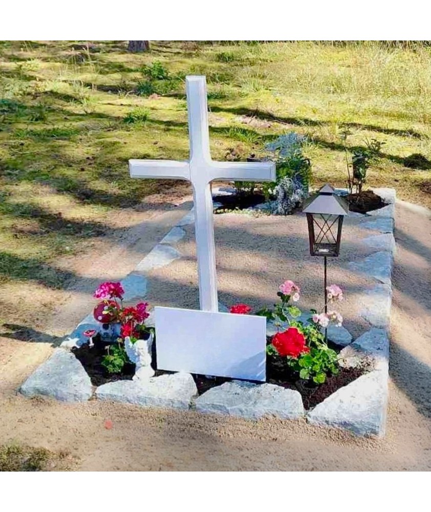 Paekivist hauapiirded - Hauapiirded | Hauakivid | Hauaplaadid - Hauakivi Salong OÜ